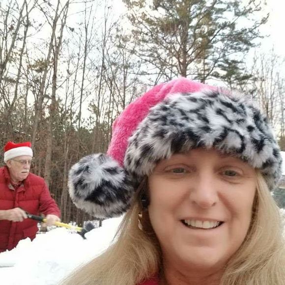 Meet your Posher, Clydene - Picture 1 of 1